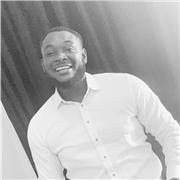 Soy un chico joven, me gustaría dirigir mis clases a todo tipo de público, no me gusta encasillarme o poner barreras. Creo en el feedback y tener buen feeling entre profesor y alumno, no me gusta forzar las cosas.  Soy implicado, constante, paciente y din